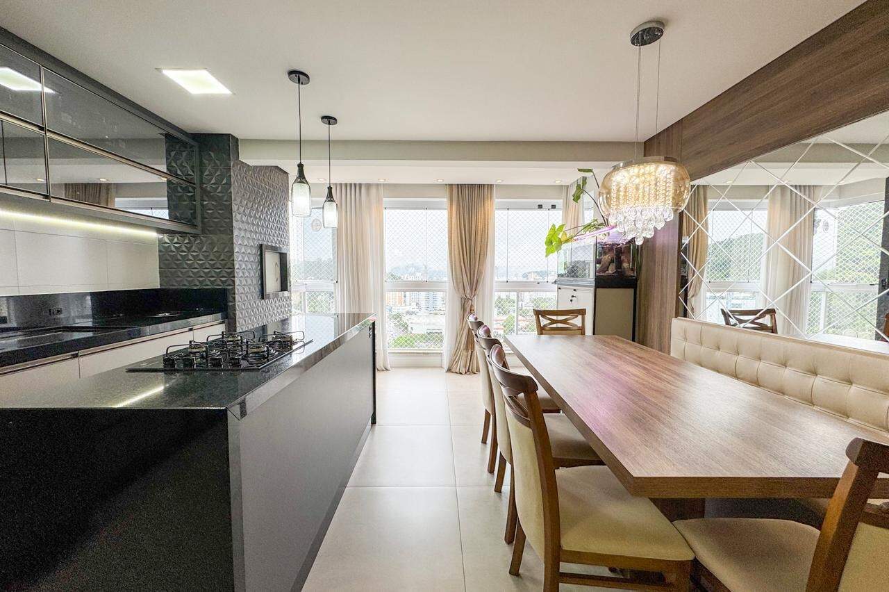 Apartamento à venda no bairro Itoupava Seca: