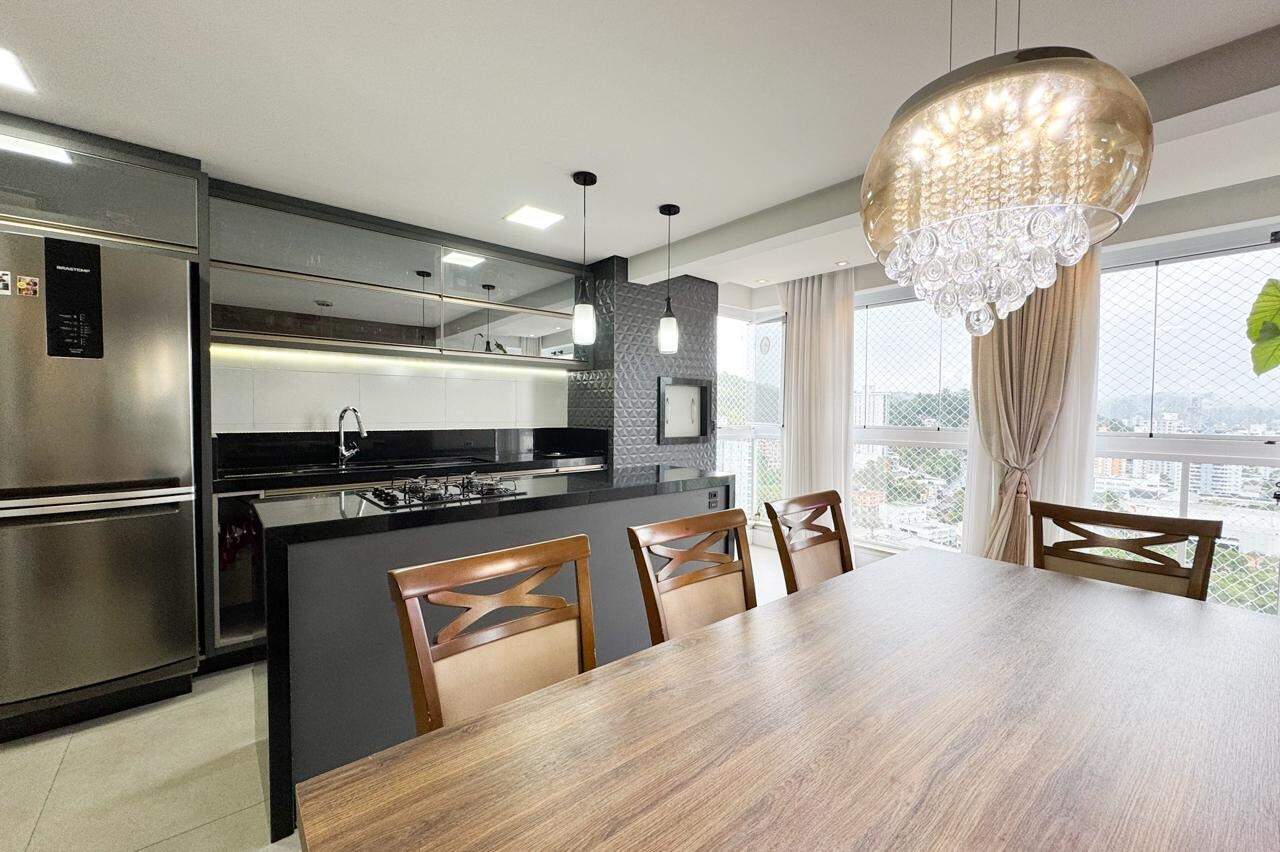Apartamento à venda no bairro Itoupava Seca: