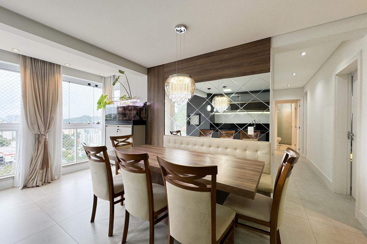 Apartamento à venda no bairro Itoupava Seca: