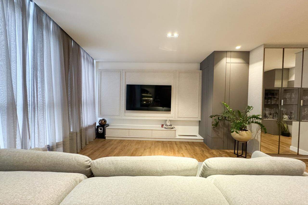 Apartamento à venda no bairro Vila Nova: 