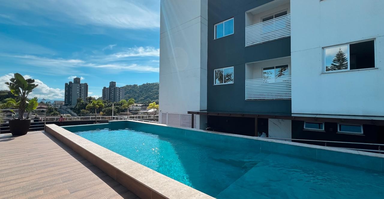 Apartamento à venda no bairro Água Verde: 