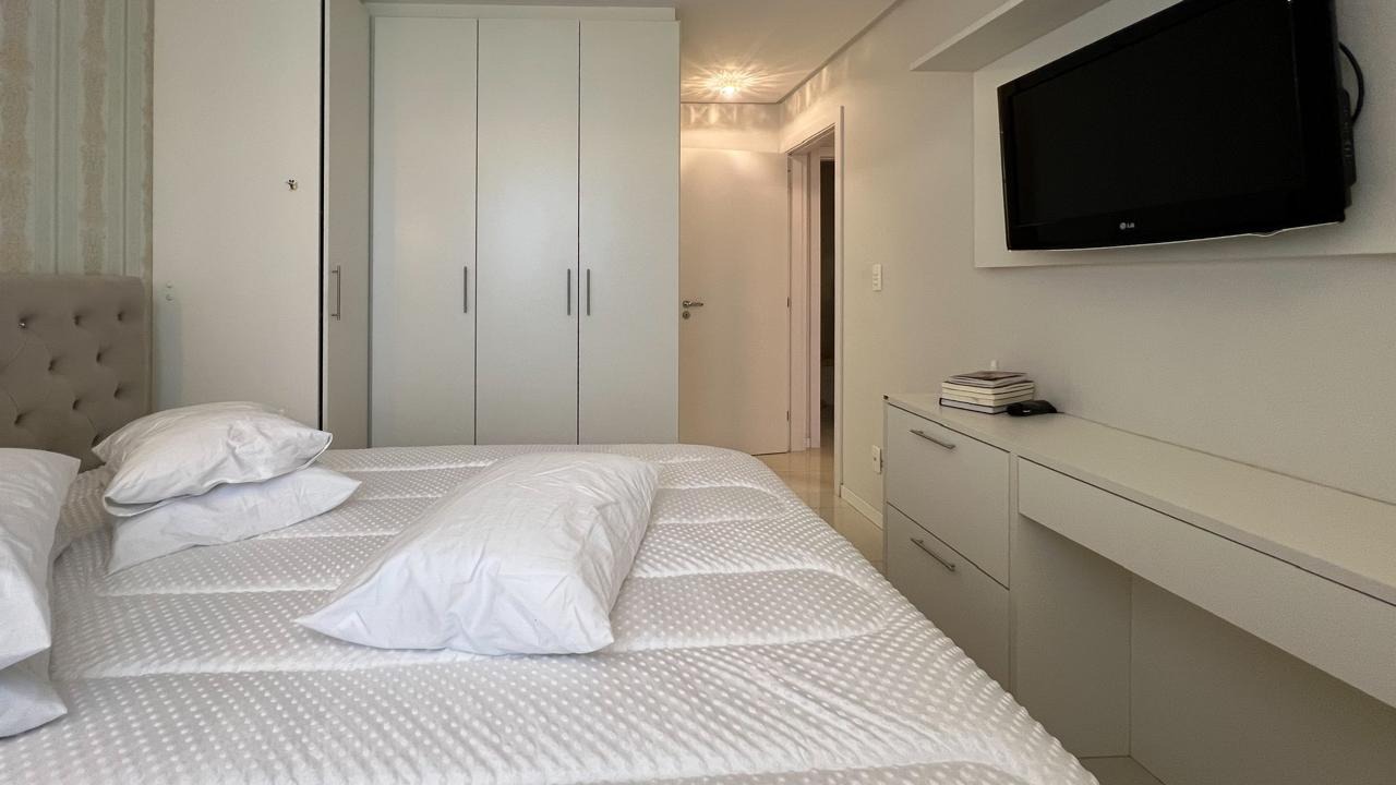 Apartamento à venda no bairro Água Verde: 