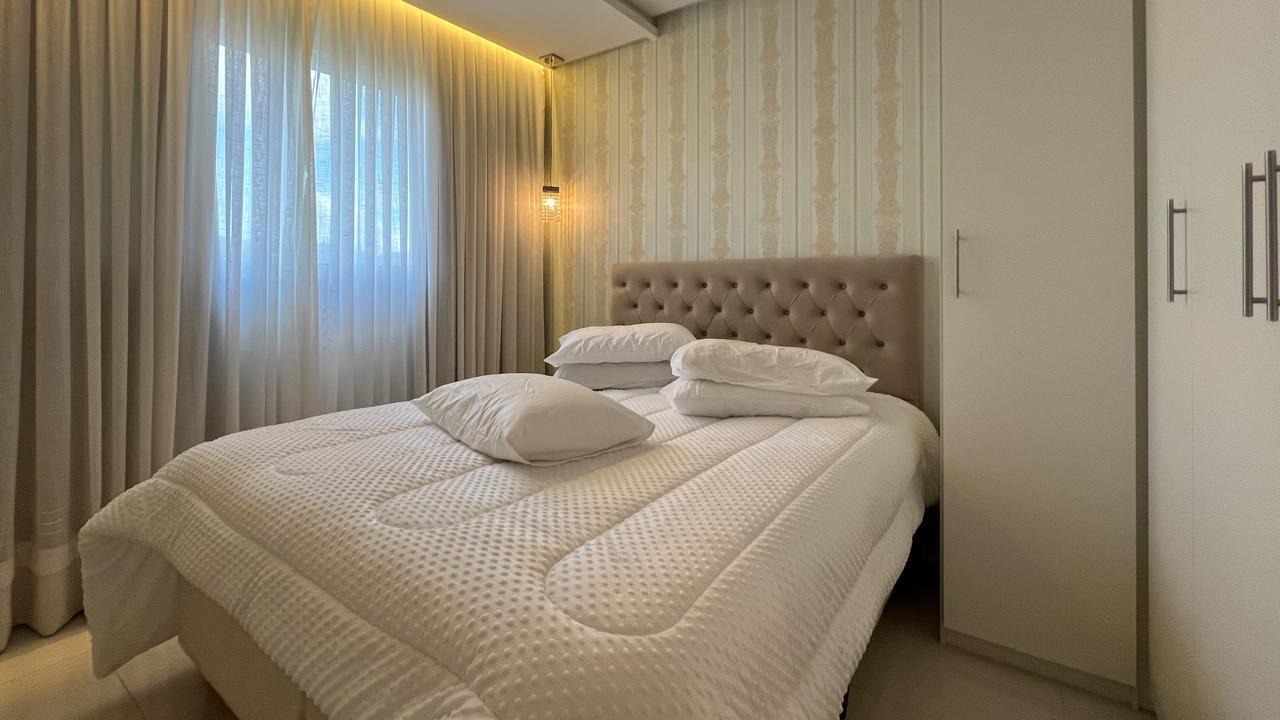 Apartamento à venda no bairro Água Verde: 