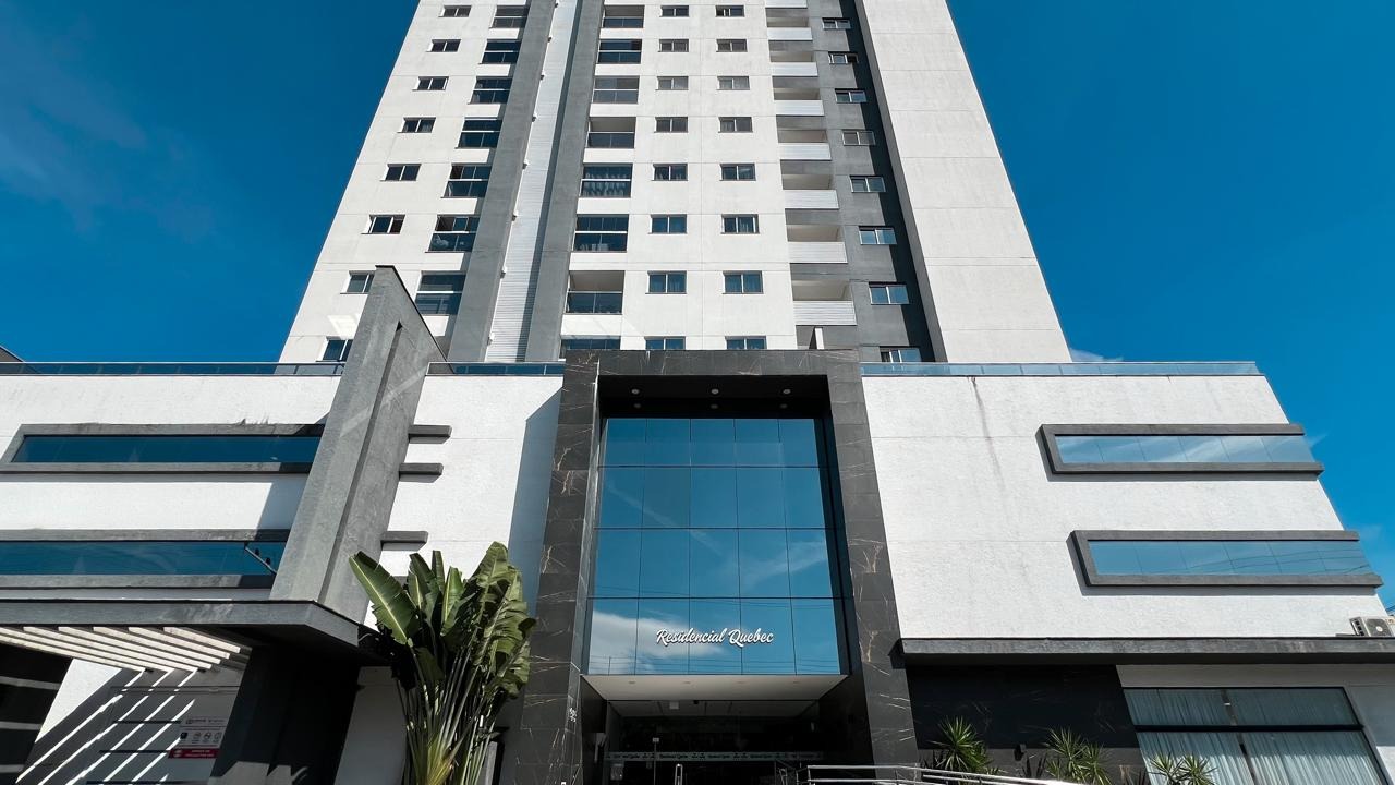 Apartamento à venda no bairro Água Verde: 