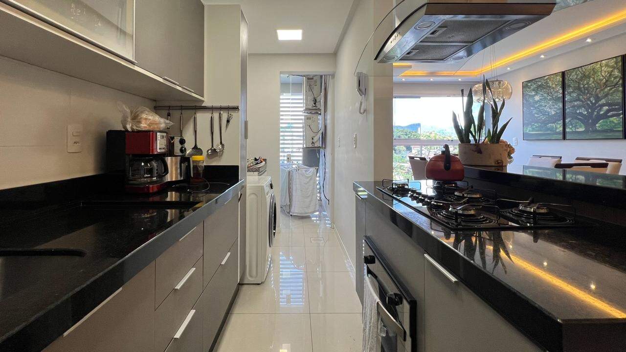 Apartamento à venda no bairro Água Verde: 