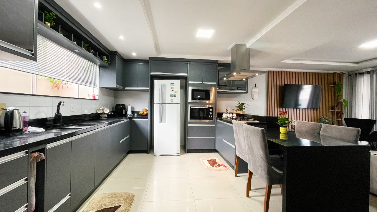 Casa à venda no bairro Fortaleza: 