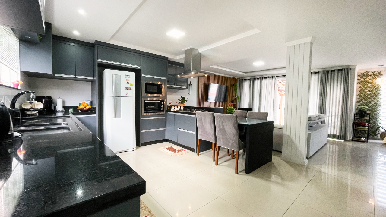 Casa à venda no bairro Fortaleza: 