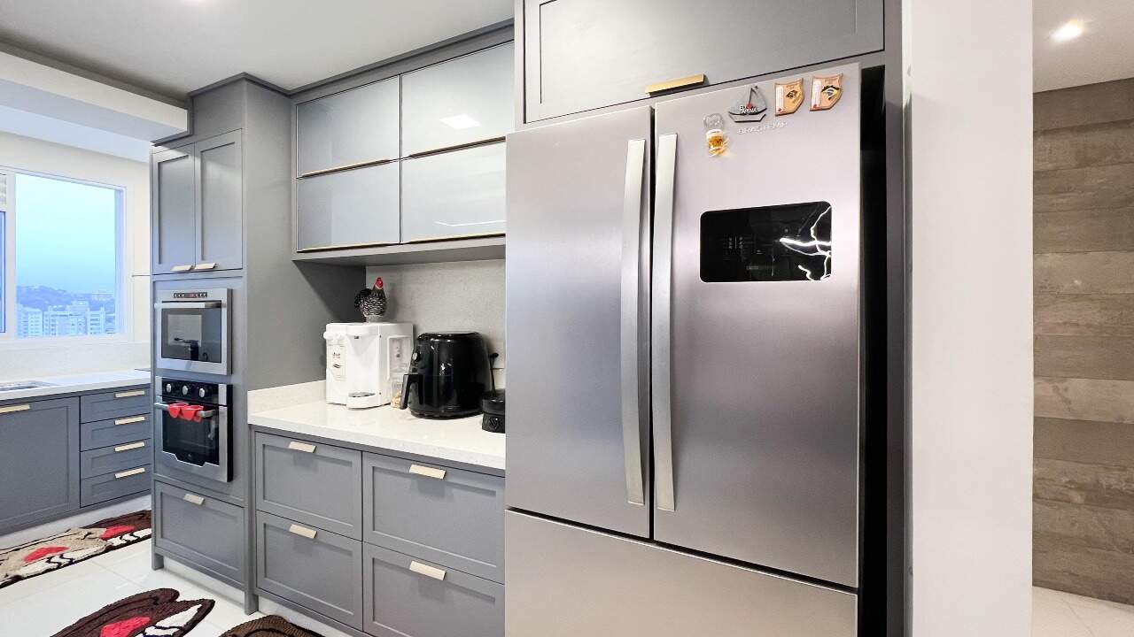 Apartamento à venda no bairro Velha: 