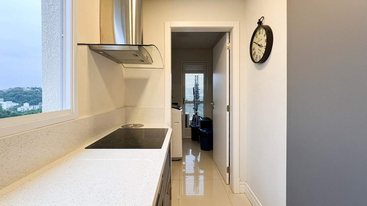 Apartamento à venda no bairro Velha: 