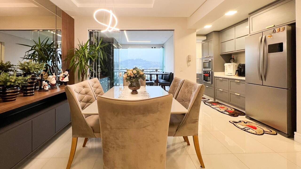 Apartamento à venda no bairro Velha: