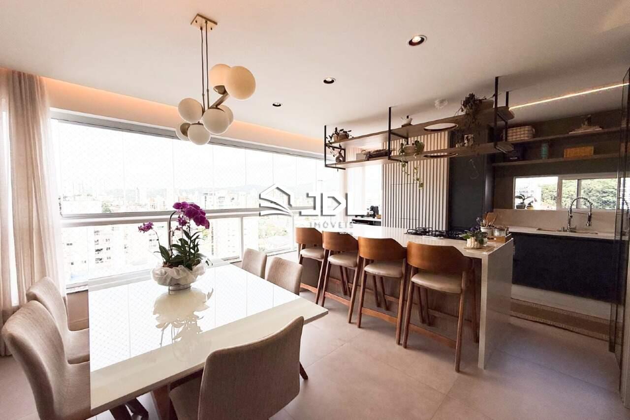 Apartamento à venda no bairro Vila Nova: 