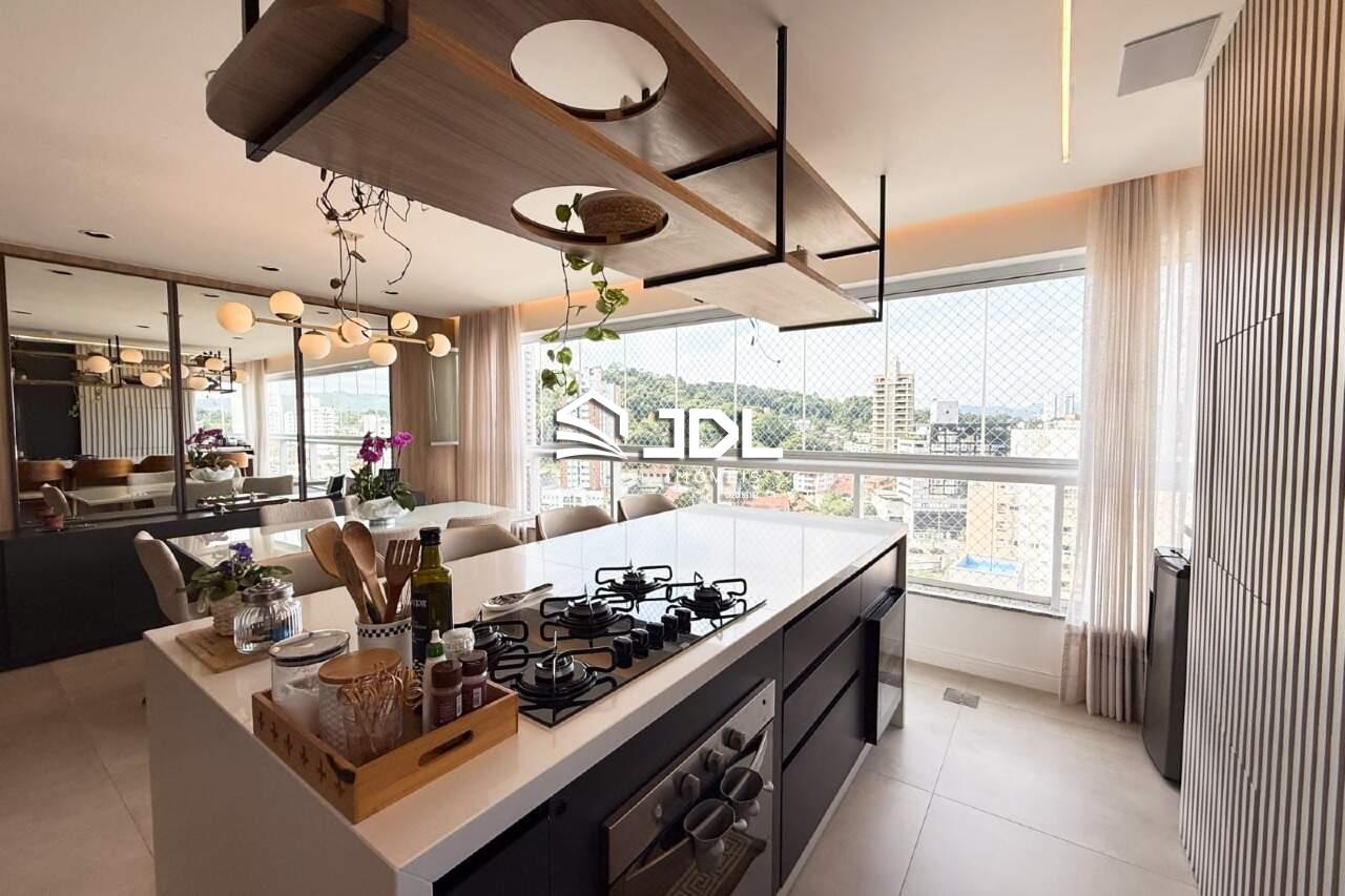 Apartamento à venda no bairro Vila Nova: 