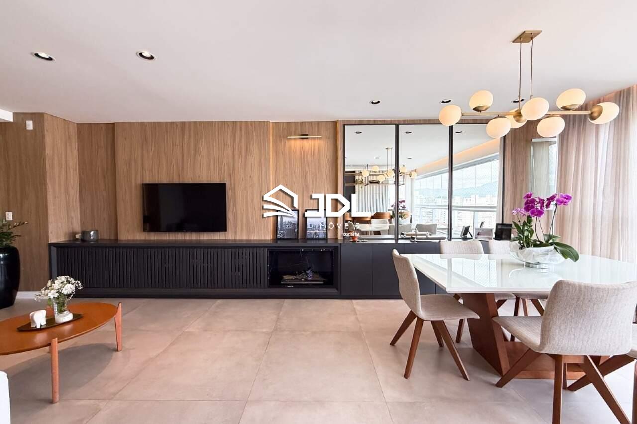 Apartamento à venda no bairro Vila Nova: 