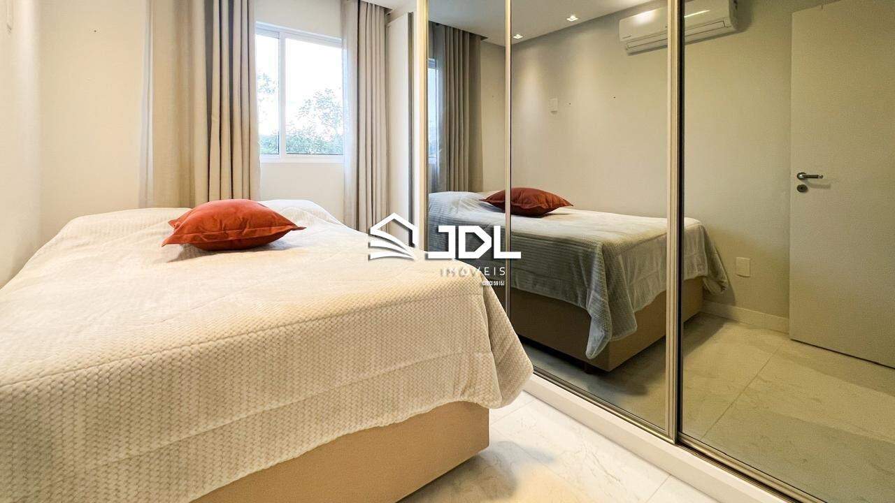 Apartamento à venda no bairro Água Verde: 