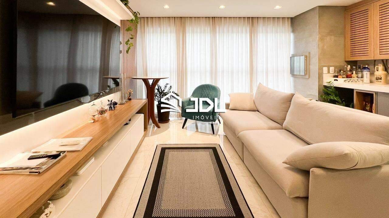 Apartamento à venda no bairro Água Verde: 