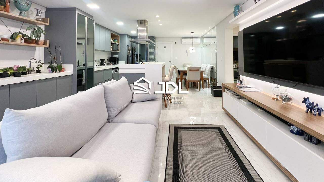 Apartamento à venda no bairro Água Verde: 