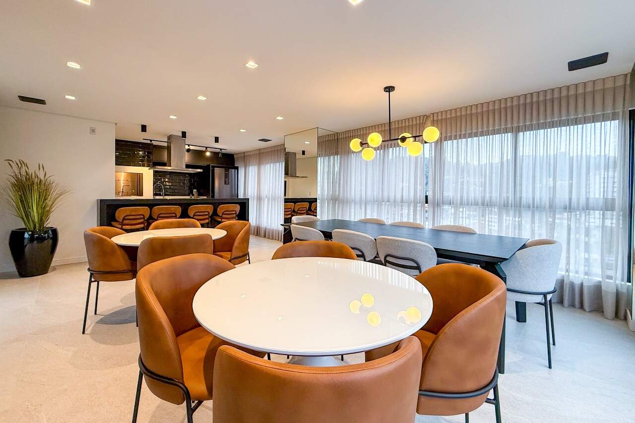 Apartamento à venda no bairro Centro: 