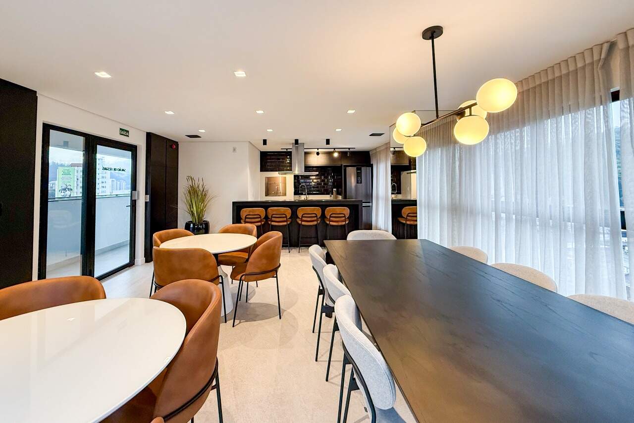 Apartamento à venda no bairro Centro: 