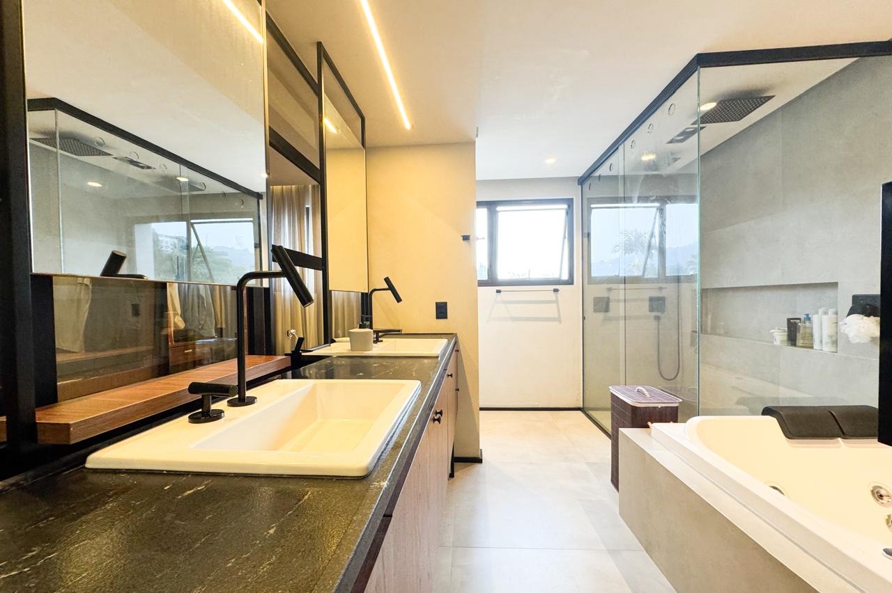 Apartamento à venda no bairro Ponta Aguda: 