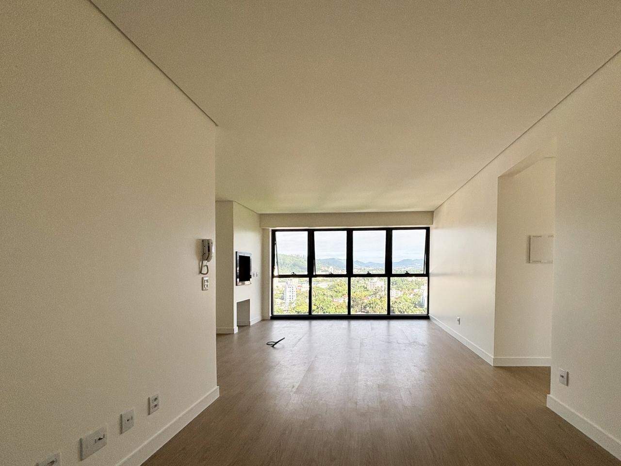 Apartamento à venda no bairro Velha: 