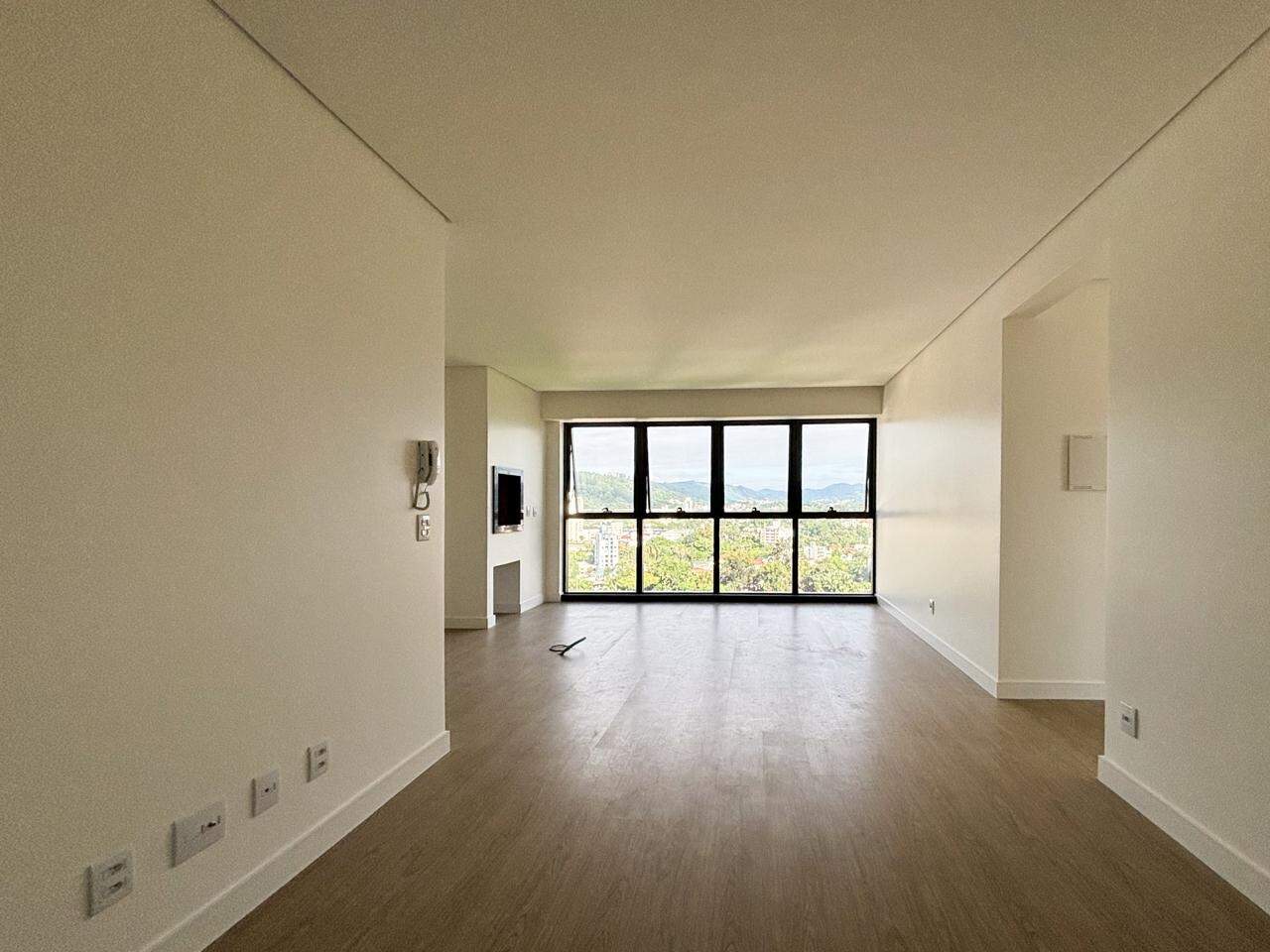 Apartamento à venda no bairro Velha: 
