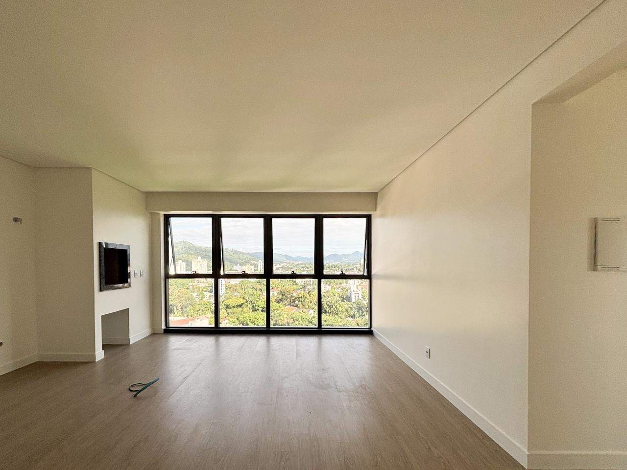 Apartamento à venda no bairro Velha: 