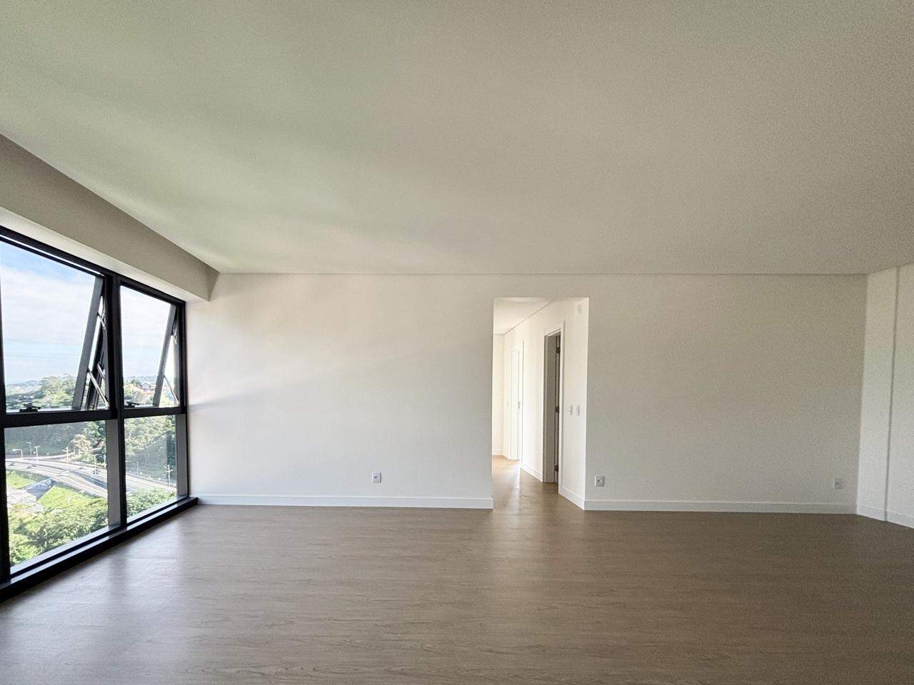 Apartamento à venda no bairro Velha: 