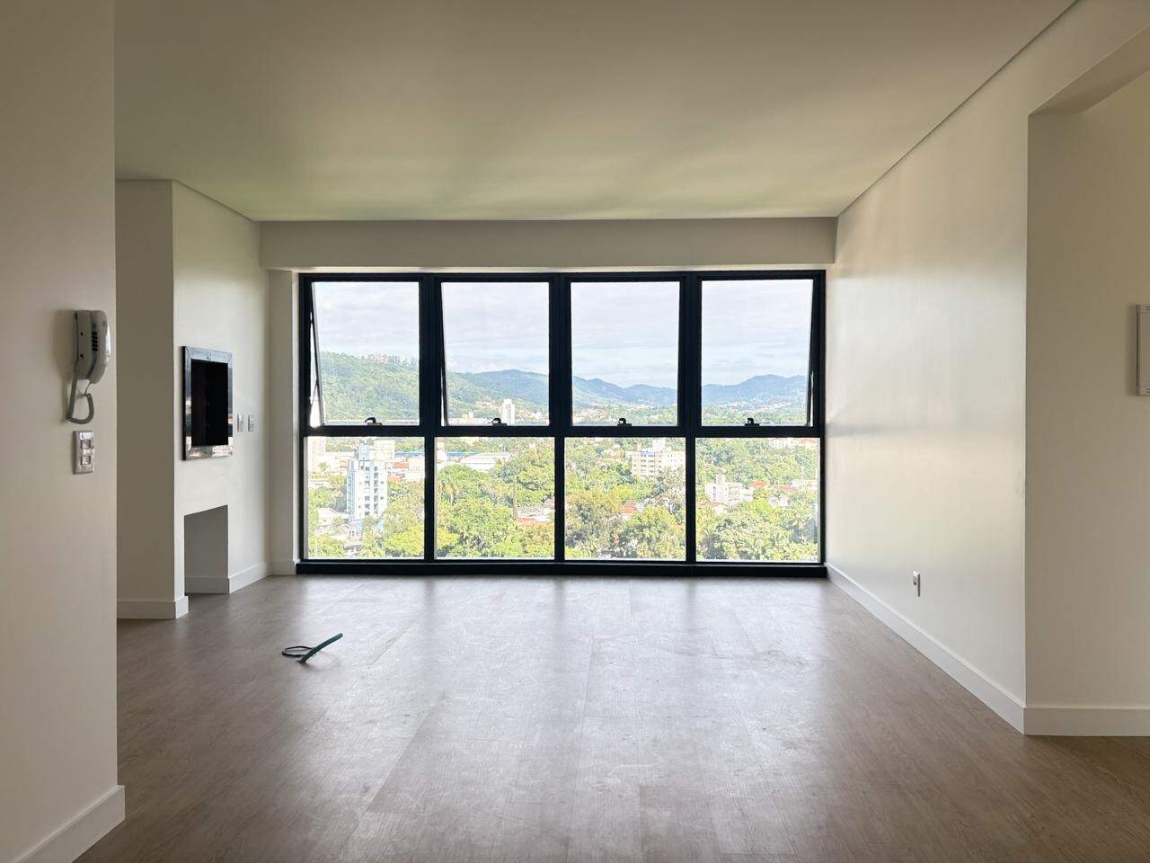 Apartamento à venda no bairro Velha: 