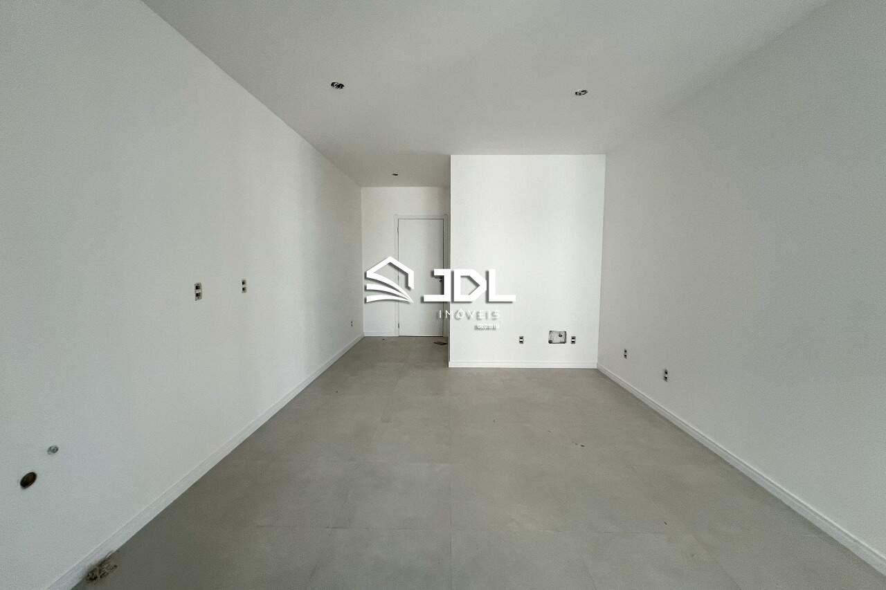 Apartamento à venda no bairro Velha: 