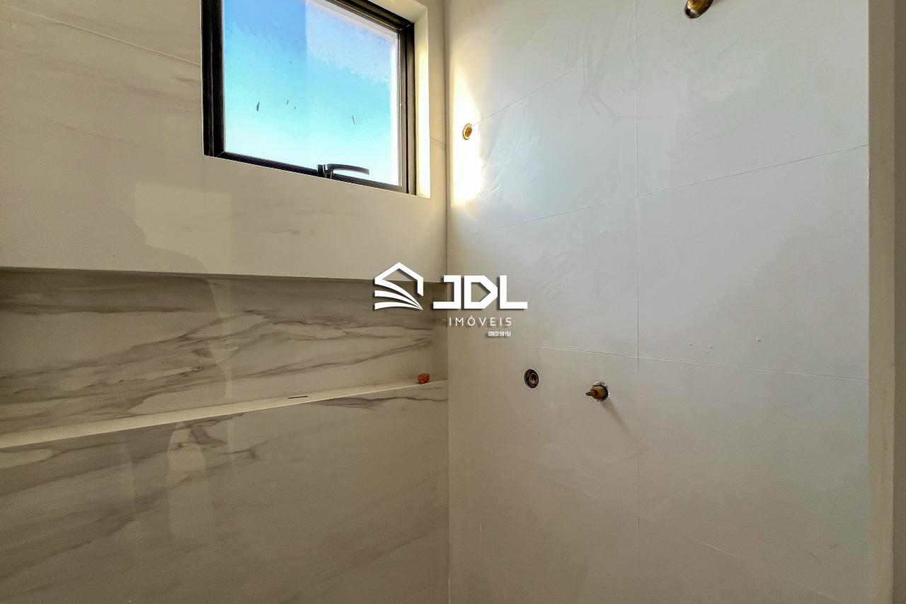 Apartamento à venda no bairro Velha: 