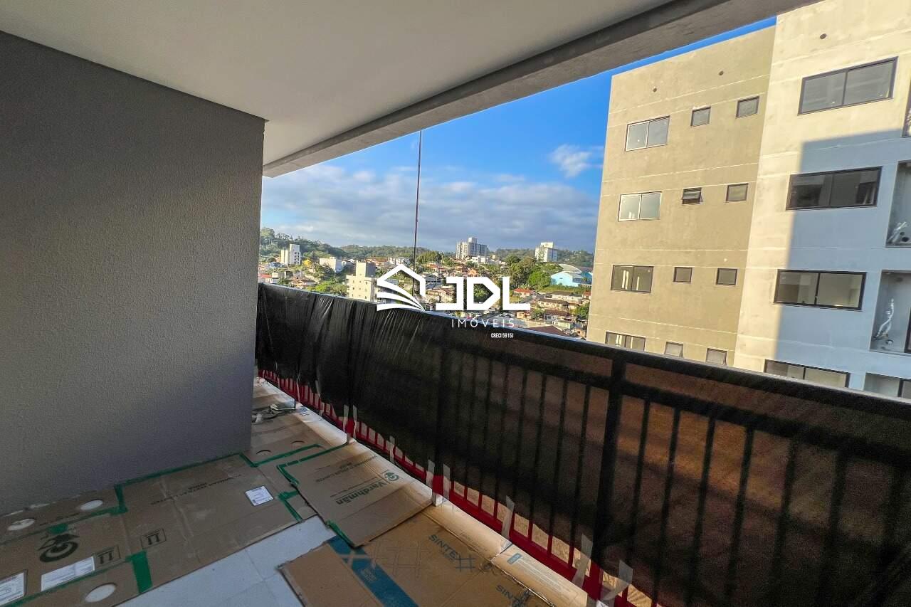 Apartamento à venda no bairro Velha: 