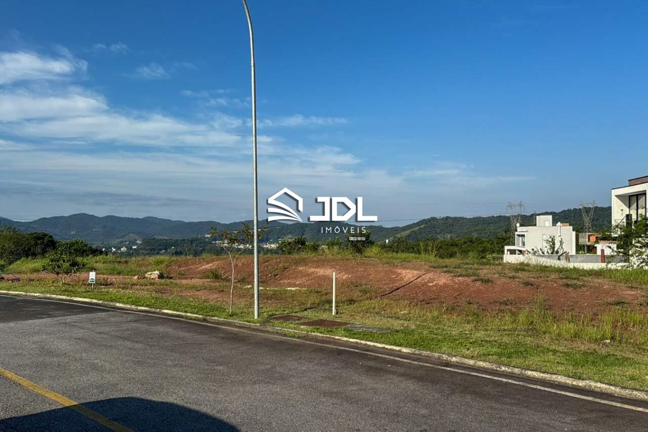 Terreno à venda no bairro Ponta Aguda: 