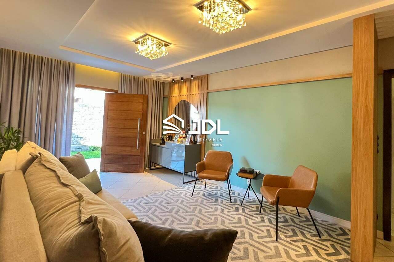 Casa à venda no bairro Velha: 