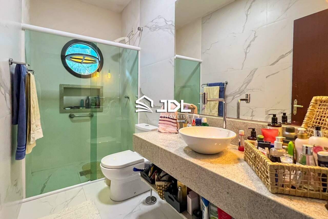 Casa à venda no bairro Velha: 