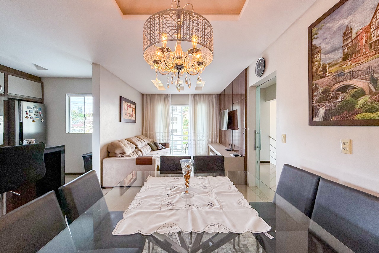 Casa à venda no bairro Itoupava Seca: 