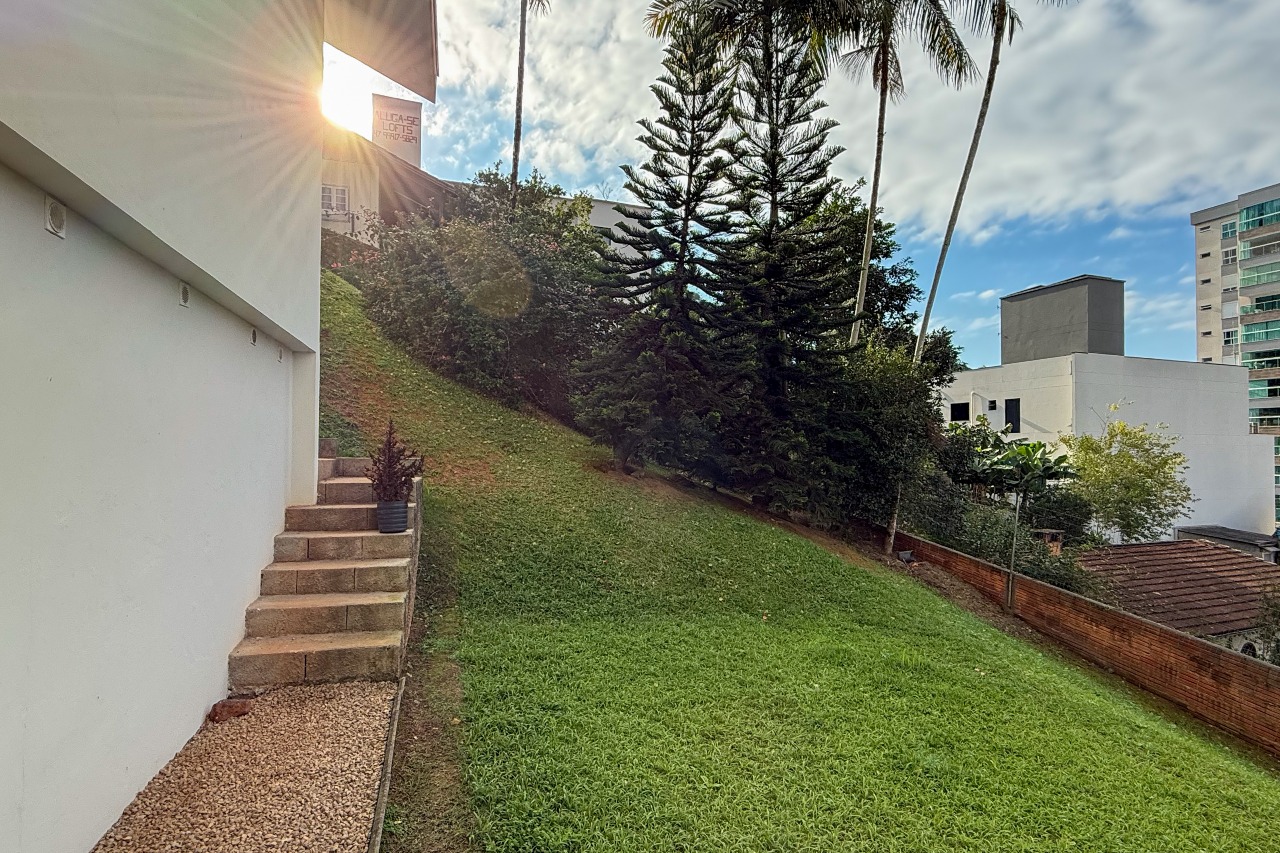 Casa à venda no bairro Itoupava Seca: 