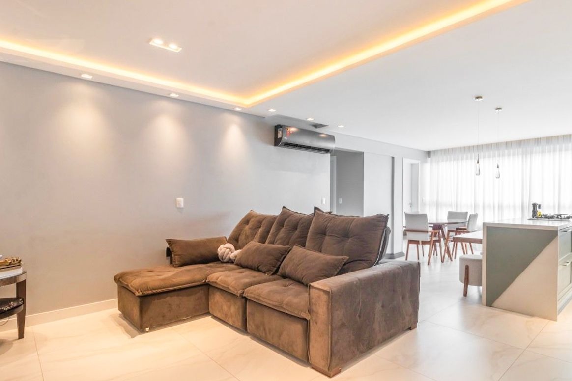 Apartamento à venda no bairro Escola Agrícola: 