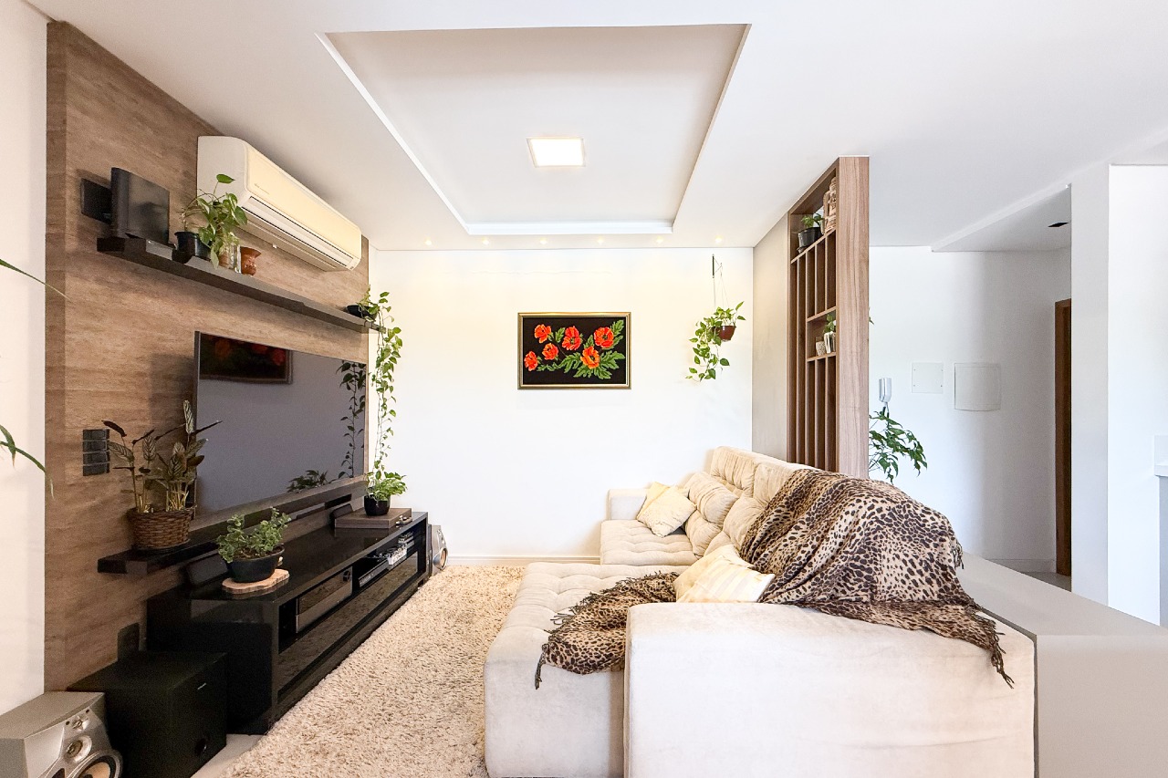 Apartamento à venda no bairro Água Verde: 