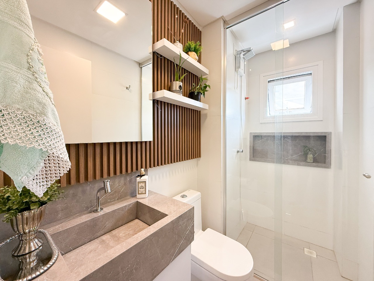 Apartamento à venda no bairro Água Verde: 