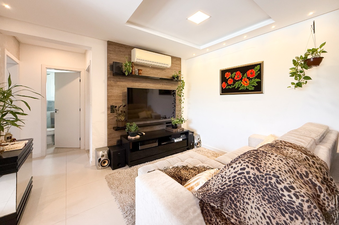 Apartamento à venda no bairro Água Verde: 