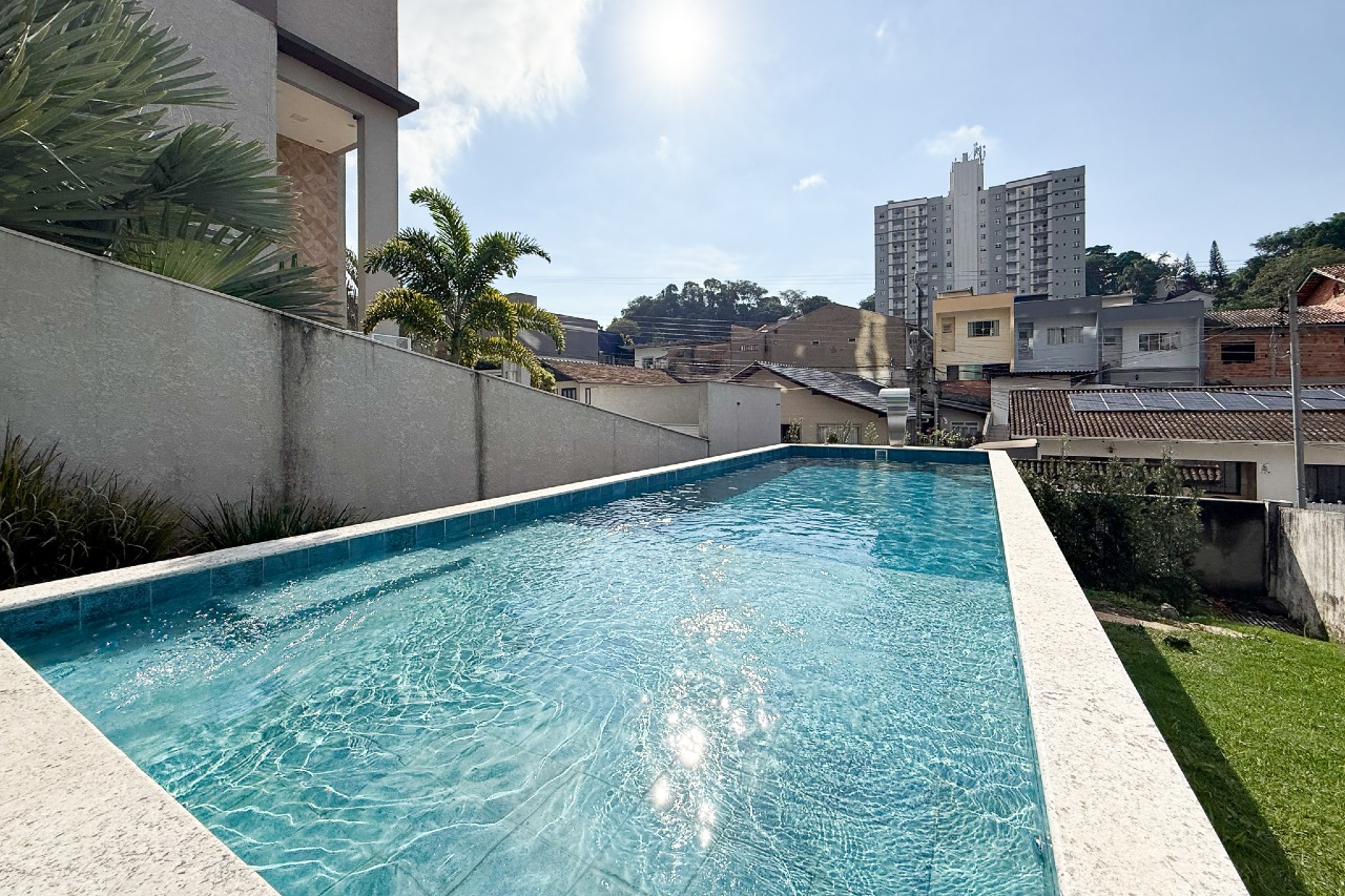 Apartamento à venda no bairro Água Verde: 