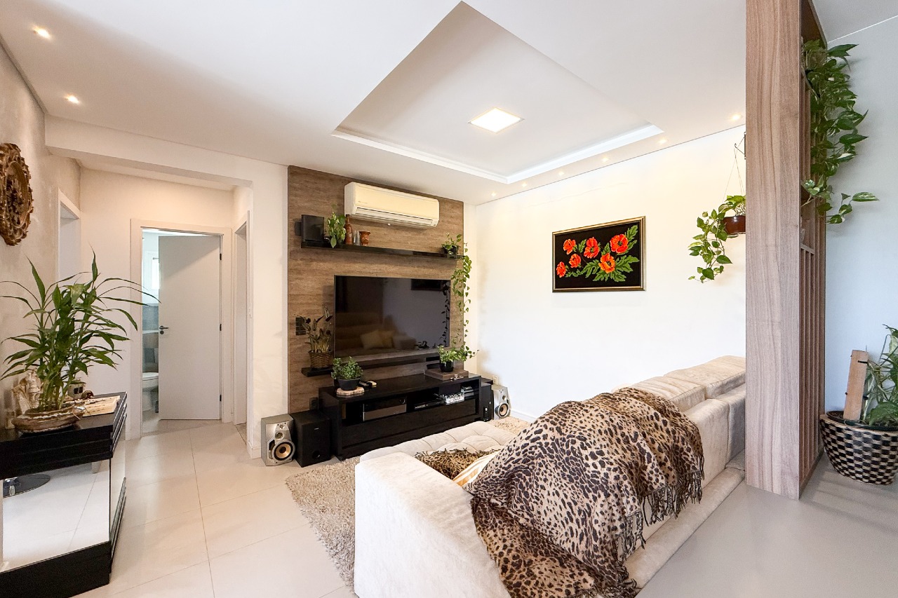 Apartamento à venda no bairro Água Verde: 