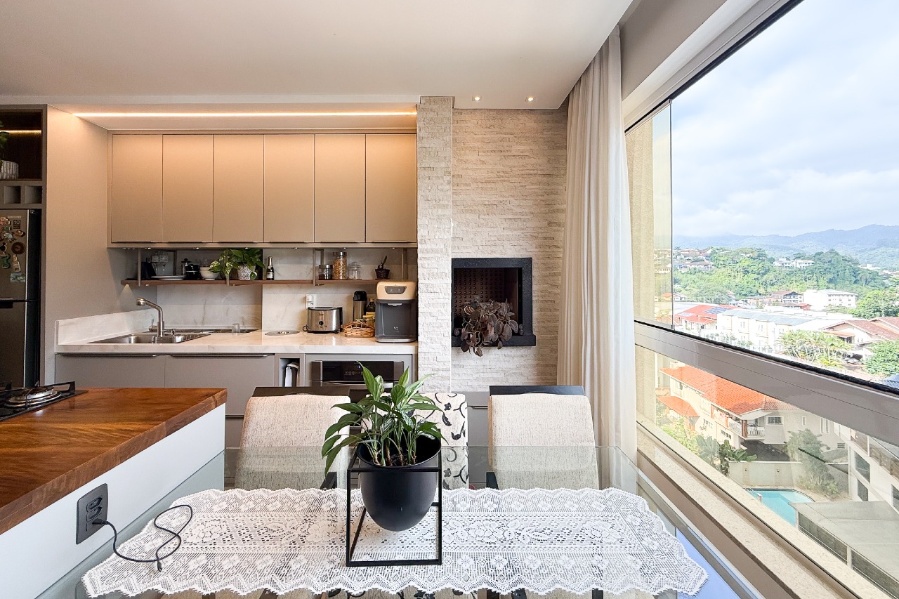 Apartamento à venda no bairro Água Verde: 