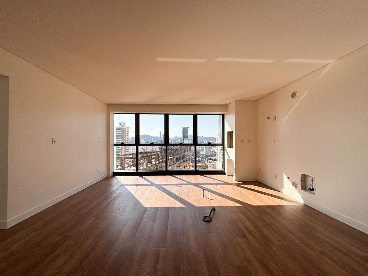 Apartamento à venda no bairro Velha: