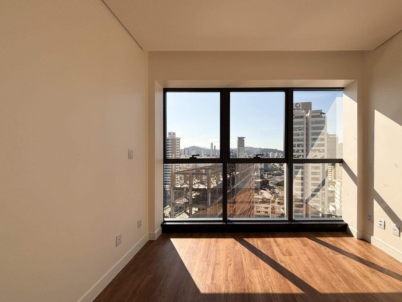 Apartamento à venda no bairro Velha: 