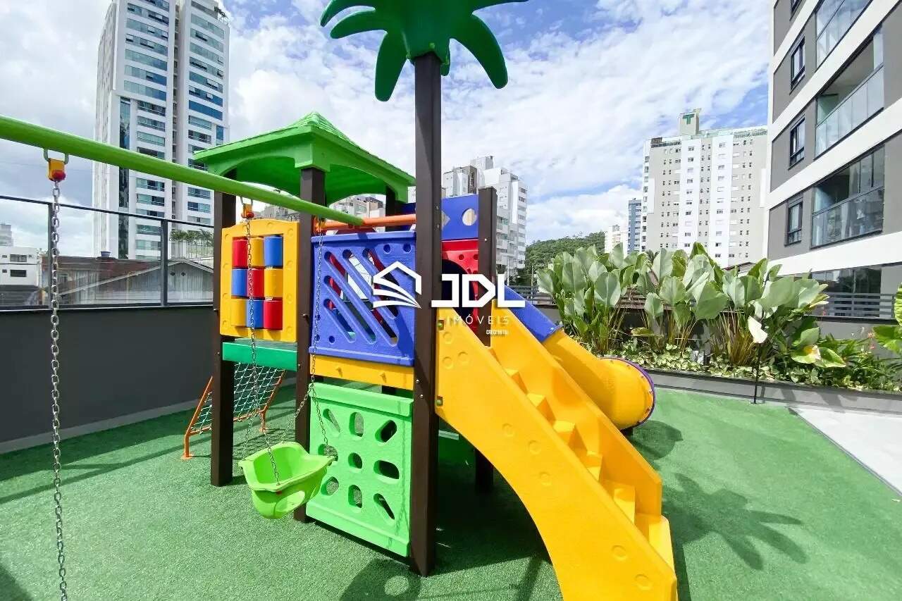 Apartamento à venda no bairro Velha: 