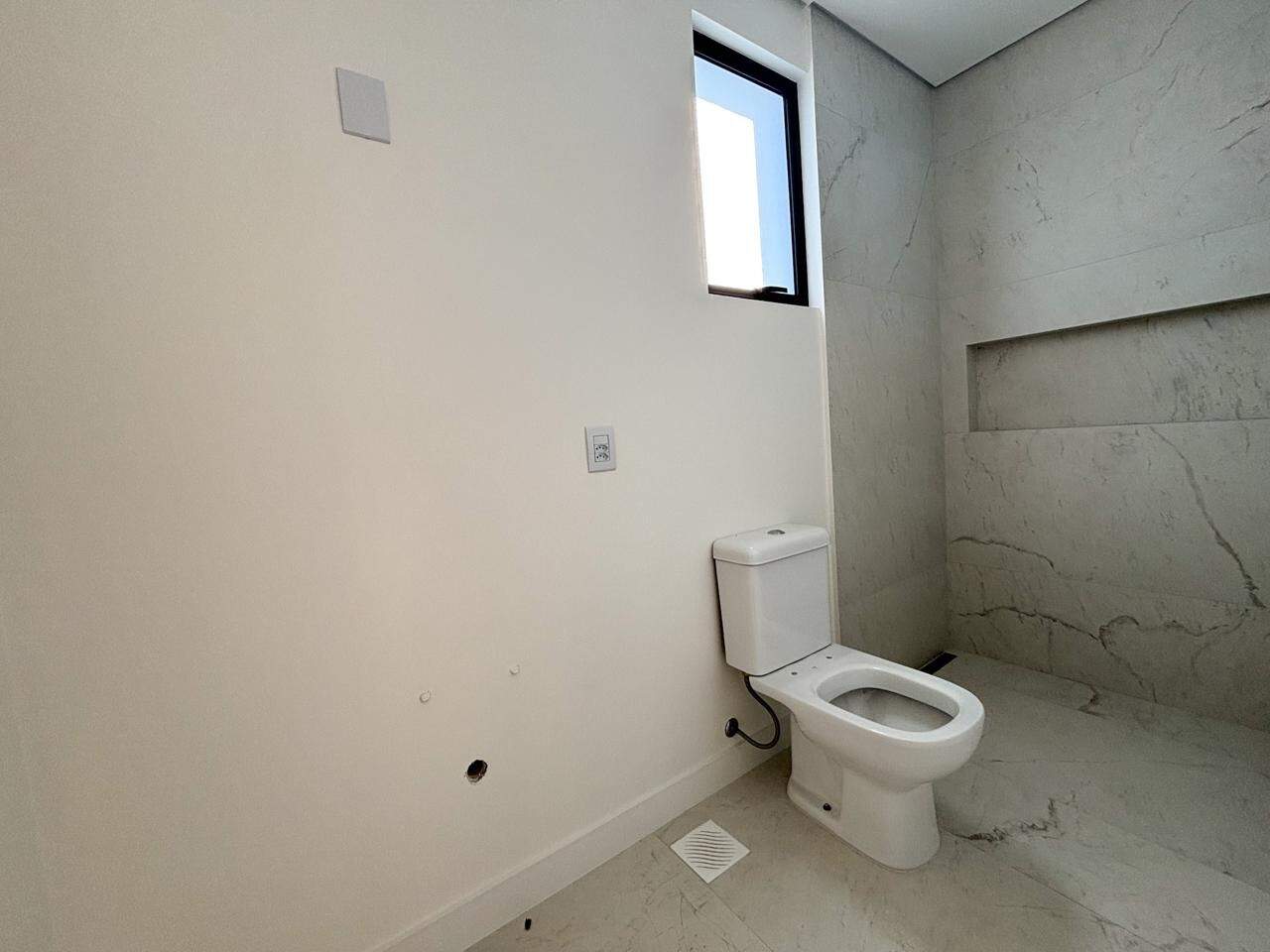 Apartamento à venda no bairro Velha: 