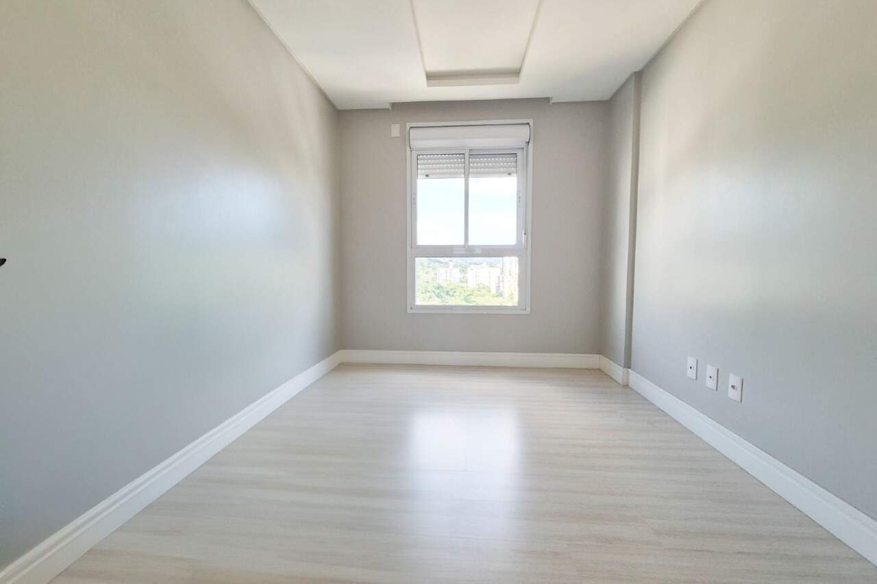 Apartamento à venda no bairro Velha: 