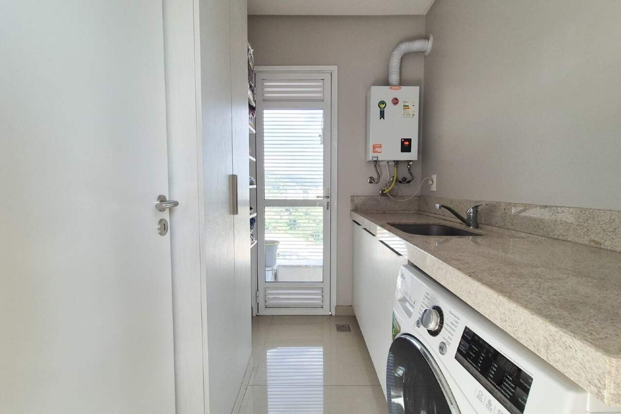 Apartamento à venda no bairro Velha: 