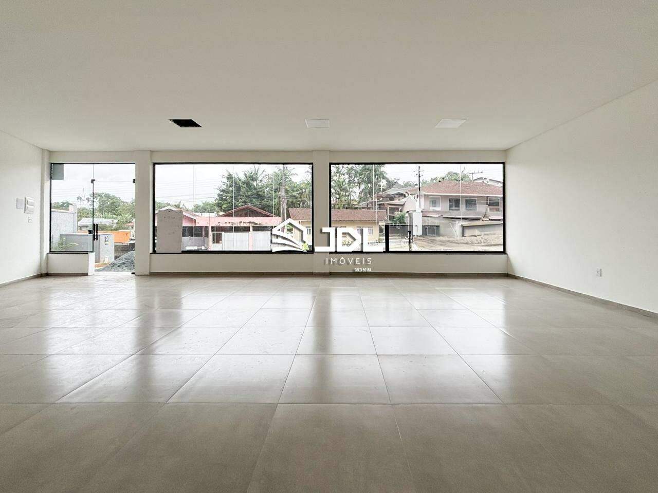 Sala à venda no bairro Itoupava Central: 